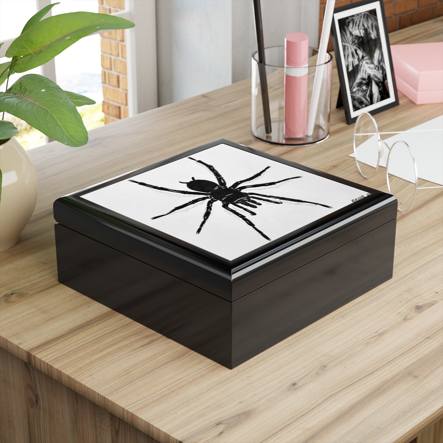 Black Spider Jewelry Box for Gothic Decor, Unique Gift for Halloween, Elegant Storage, Nature Lover Keepsake Box, Home Accents